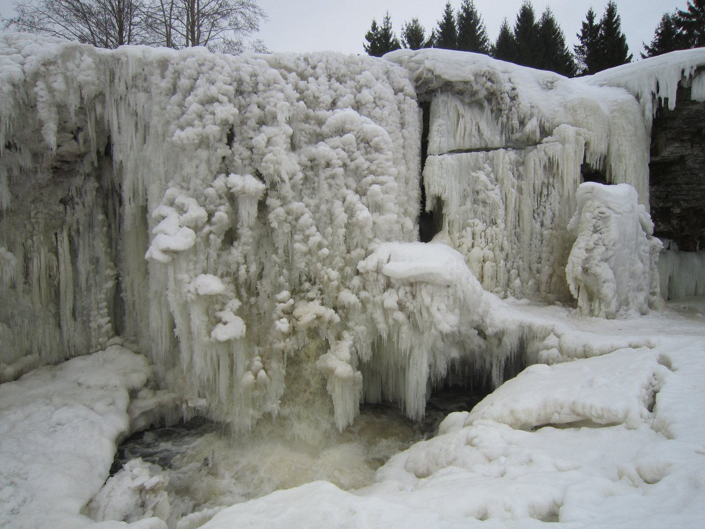 Jägala juga