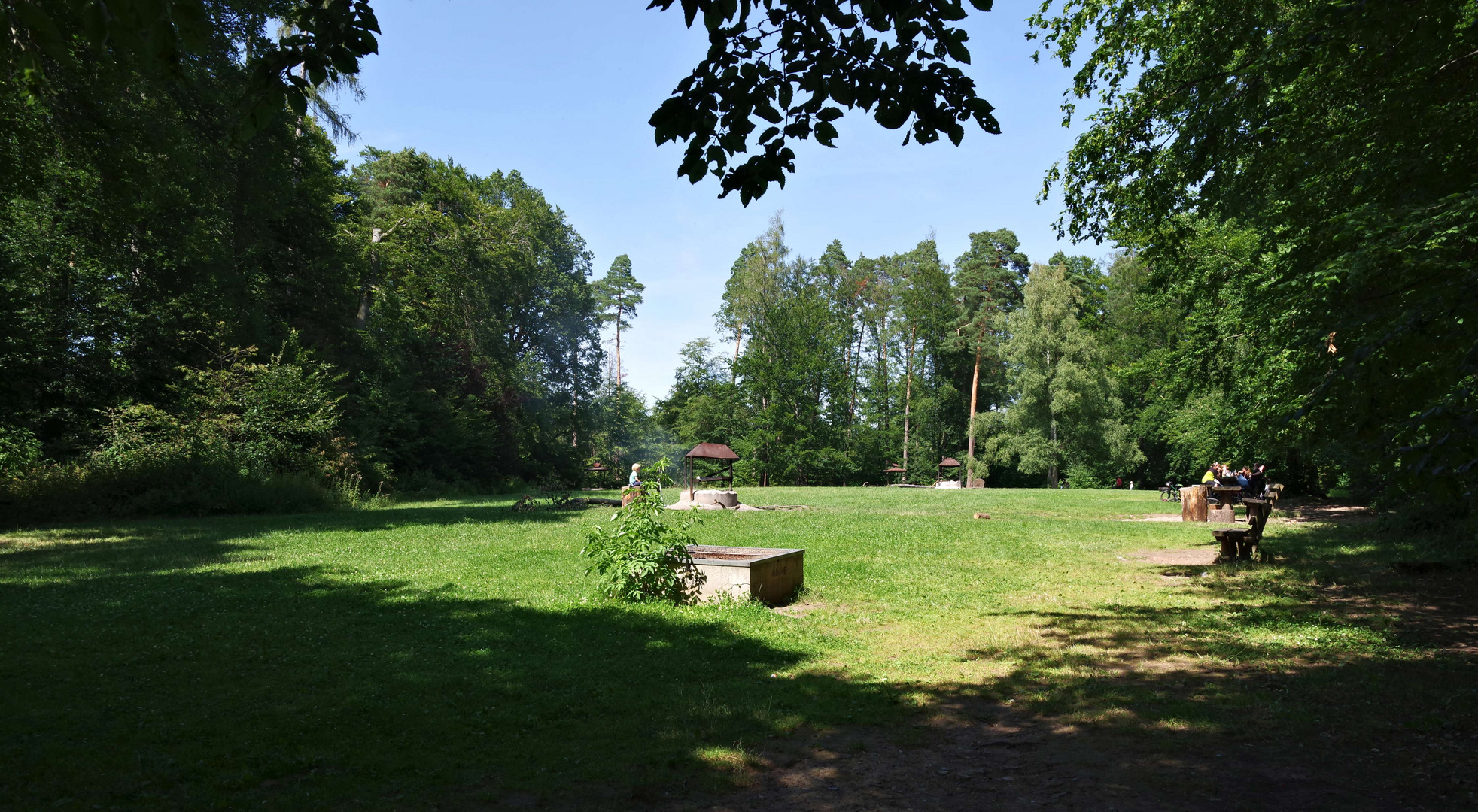 ..Jägerhaus - Grillplatz