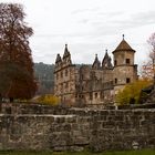 Jagdschloss Hirsau im Herbst