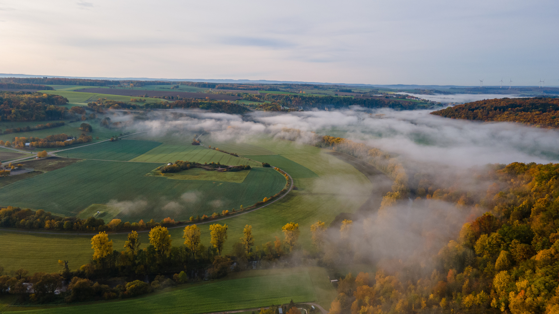 Jagsttal im Herbst