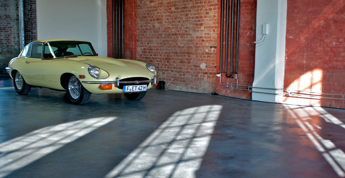 Jaguar E Type