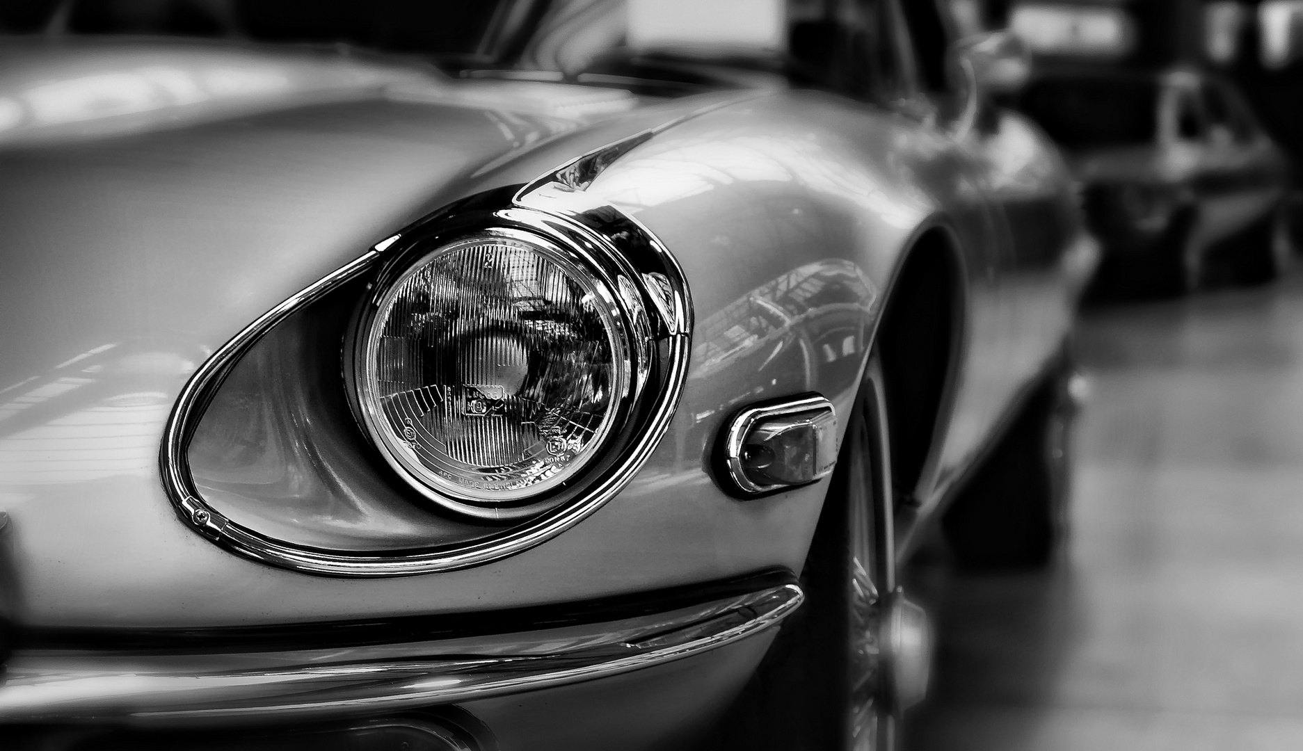 Jaguar E-Type V12