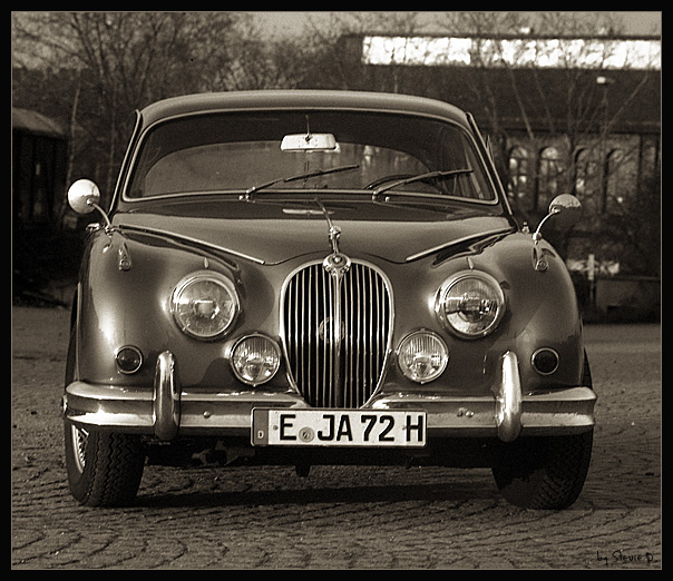 Jaguar-MK-II-2912-03