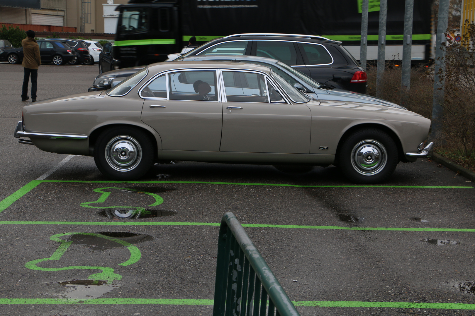 Jaguar XJ 6