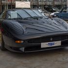 Jaguar XJ220