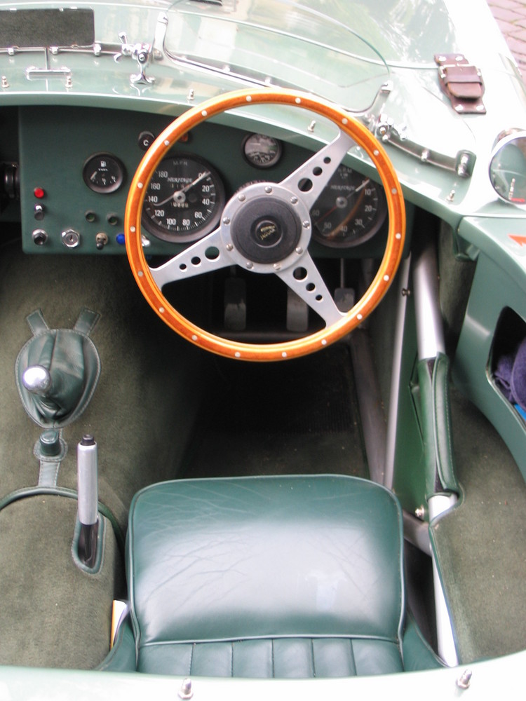 JAGUAR XK 120 (C-Type)