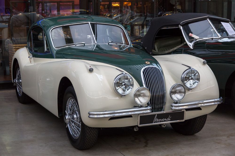 Jaguar XK 120 SE FHC