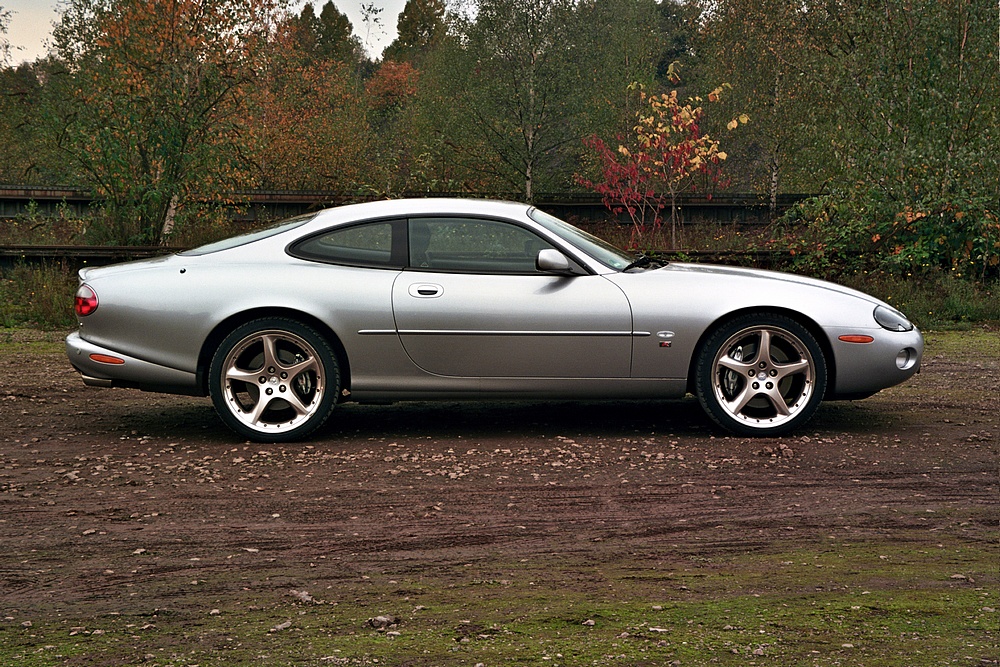 Jaguar XKR