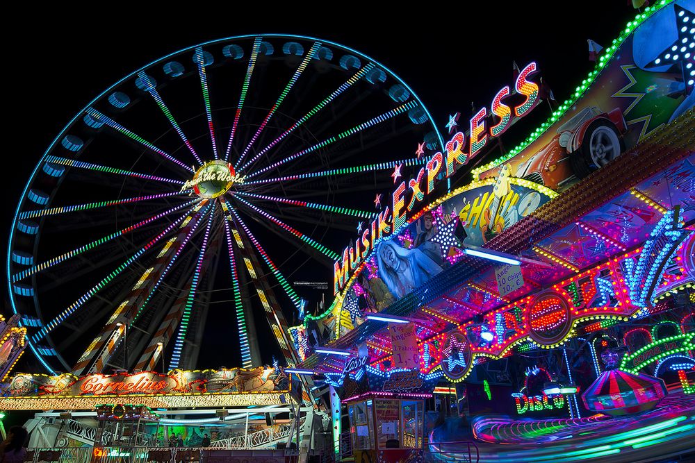 Jahrmarkt in Osnabrück, nachts Foto & Bild fotokunst, color fine art