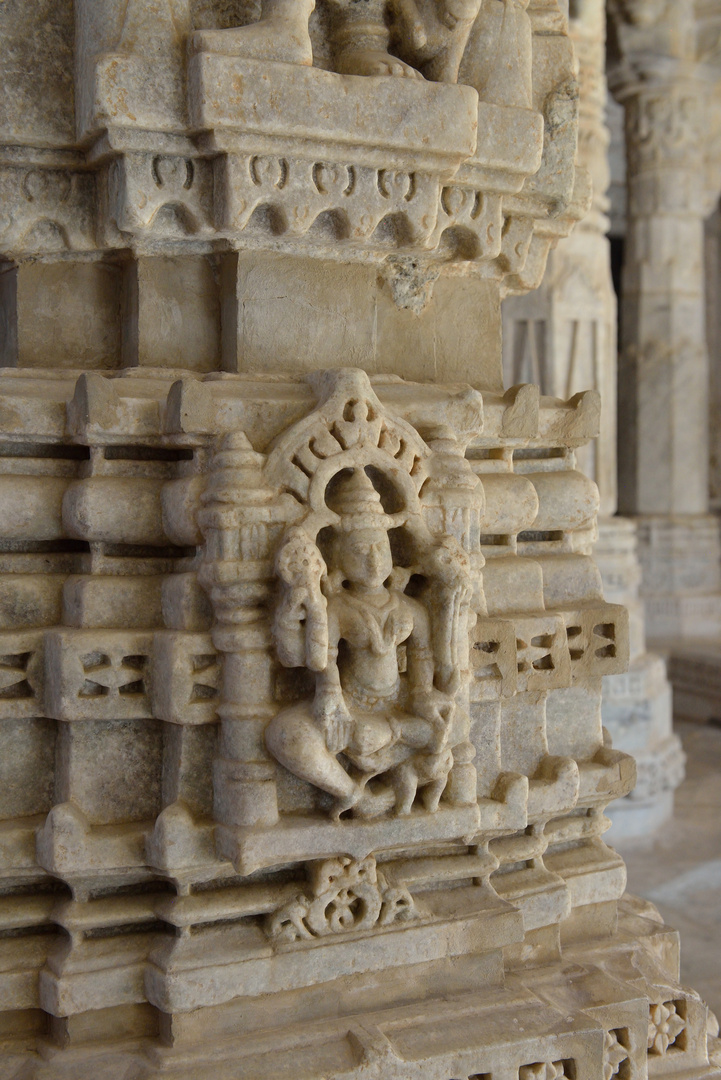 Jain-Tempel 4, Säulendetail