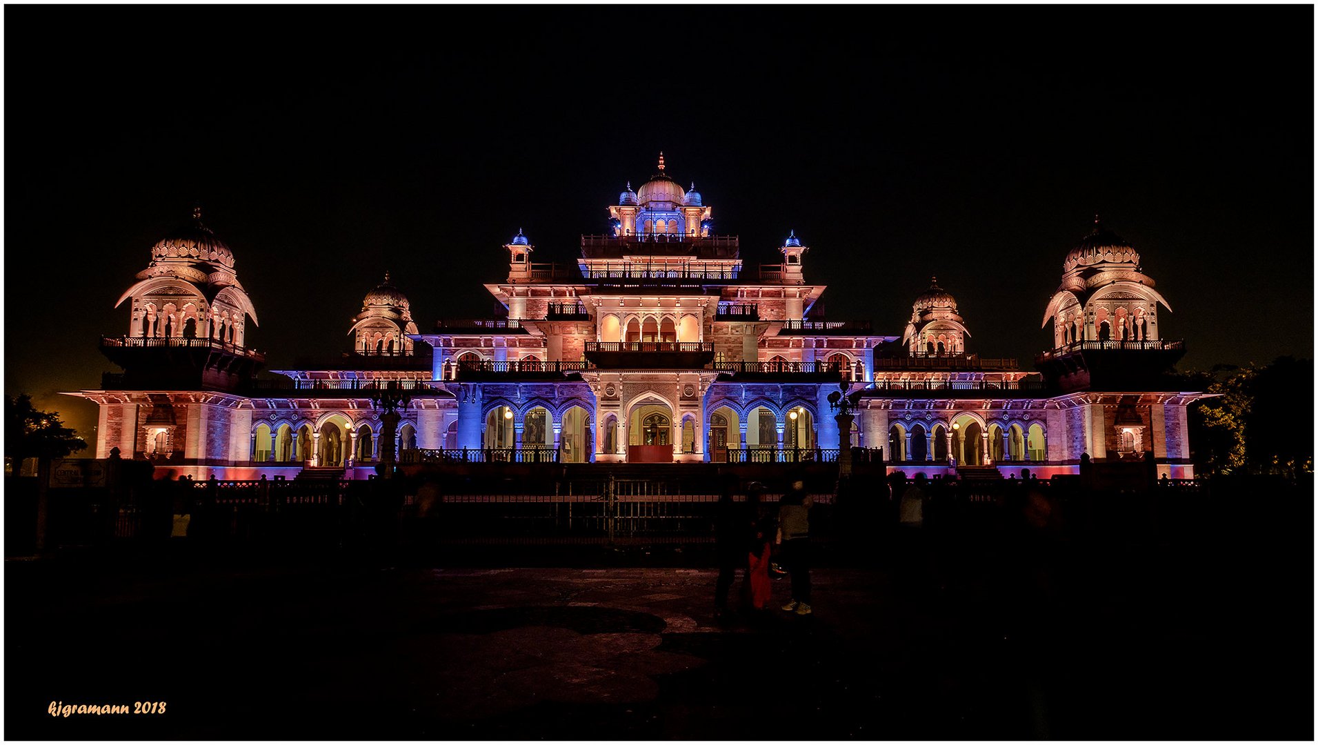 jaipur: albert hall museum.....