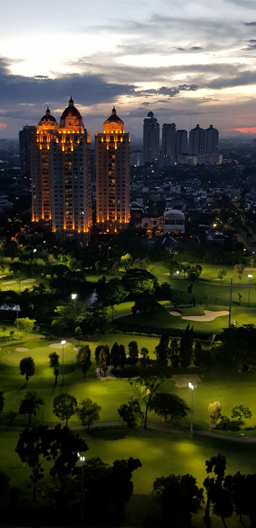 Jakarta bei Nacht