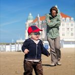 Jakob discovers the beach