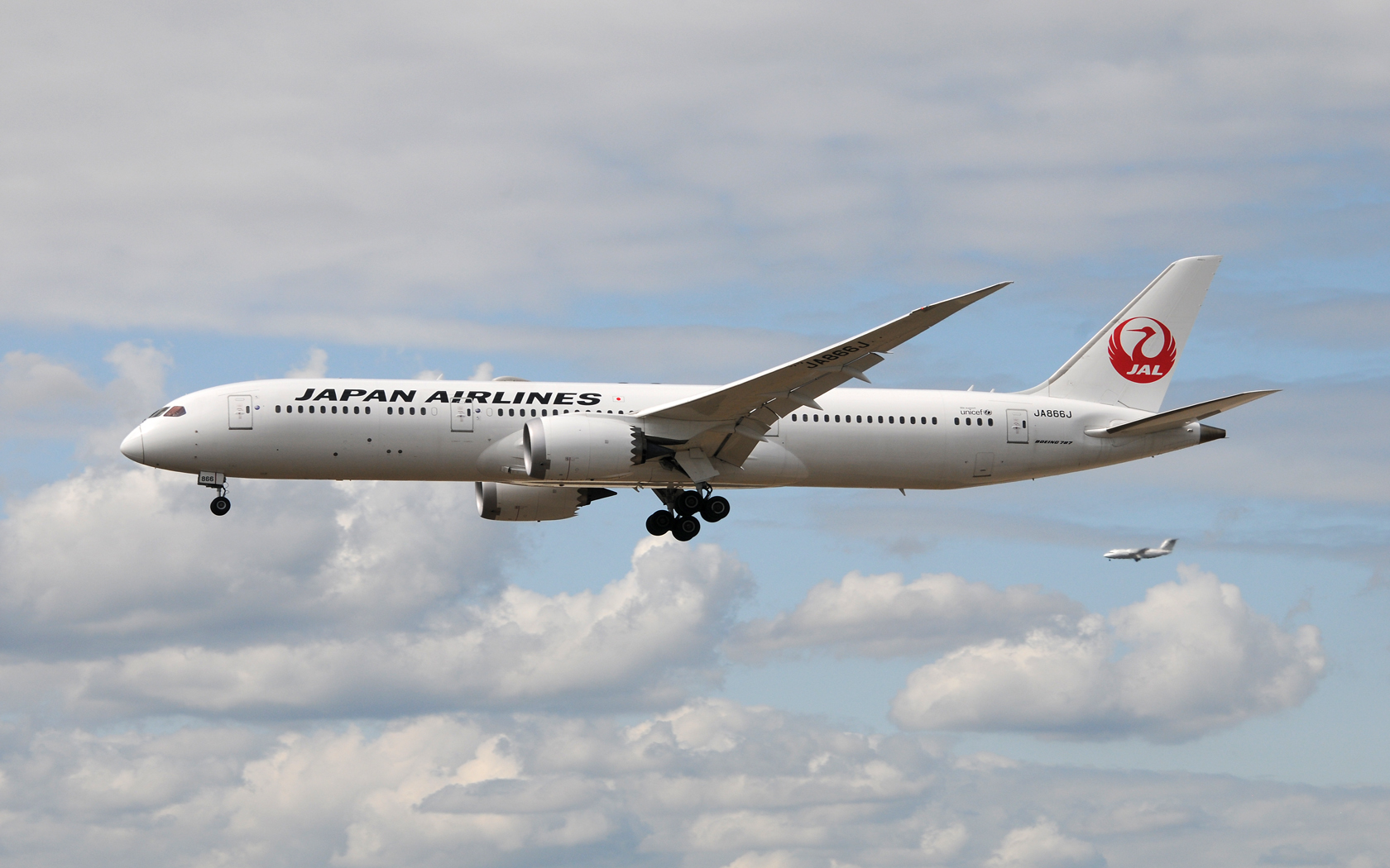 JAL - Japan Airlines Boeing 787-9 Dreamliner JA866J