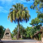 *** James Cook Monument  at 1770 / Queensland *** 