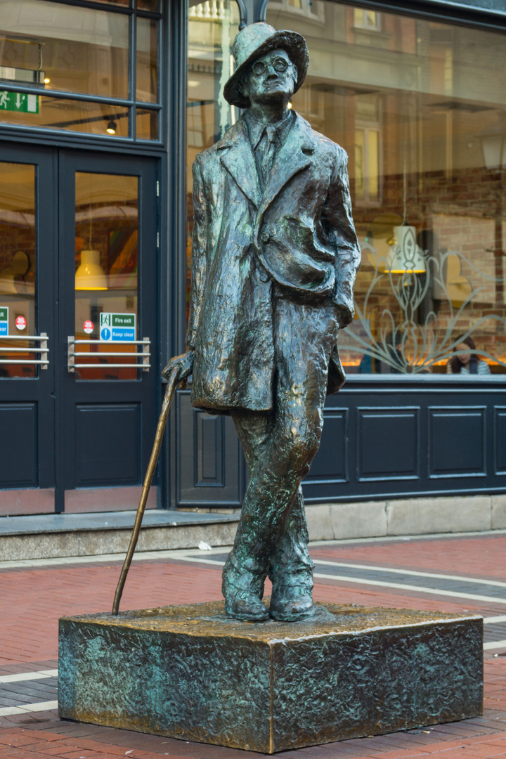 James Joyce Statue Dublin