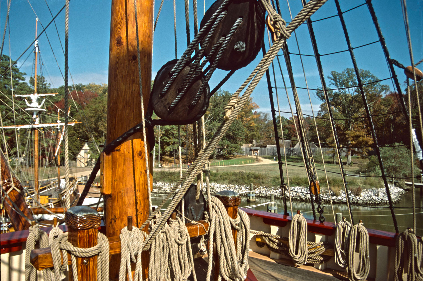 Jamestown, VA - November 1997