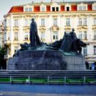Jan Hus Denkmal auf dem Altstädter Ring in Prag