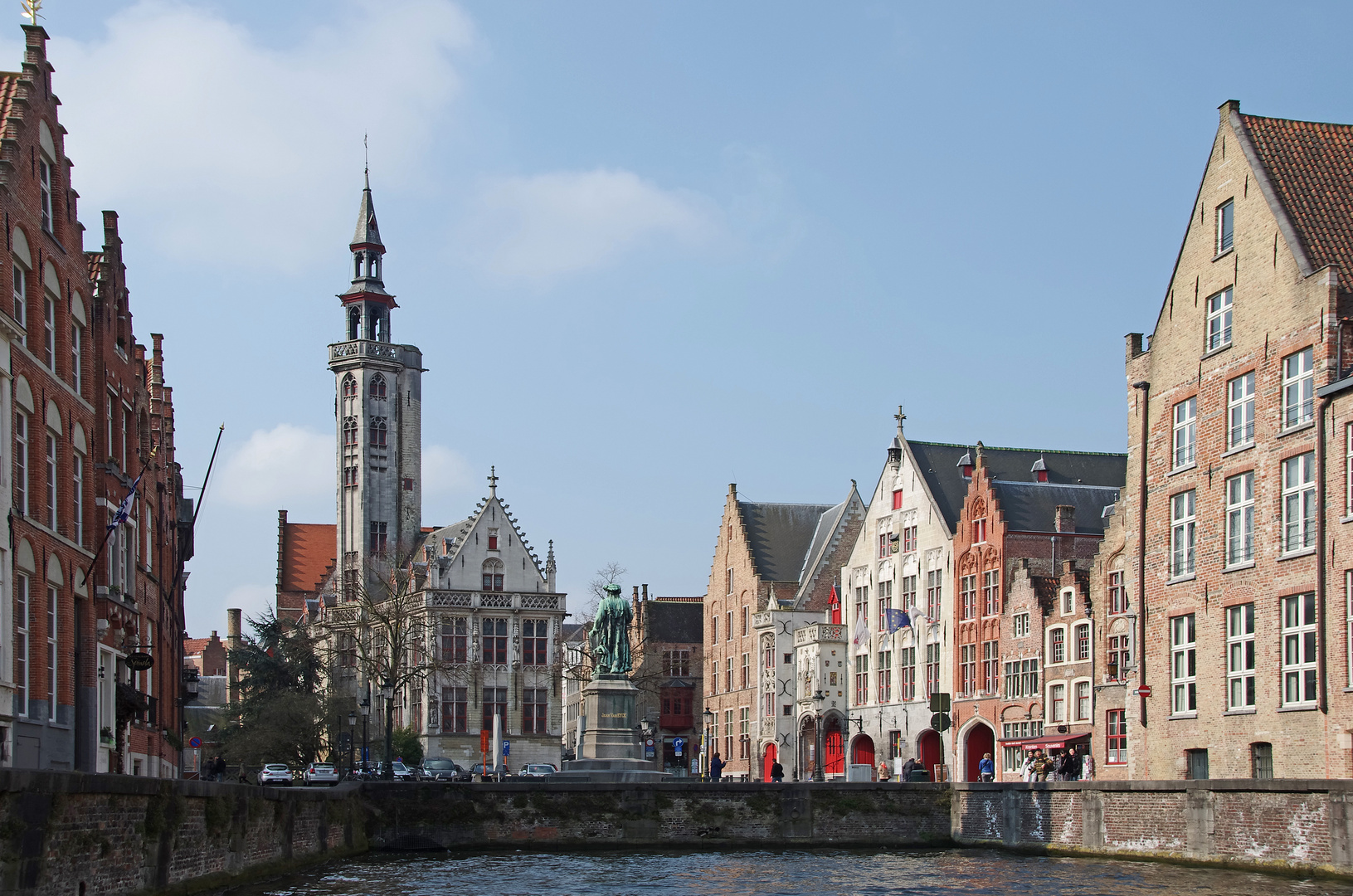 Jan van Eyckplein und Porters Lodge