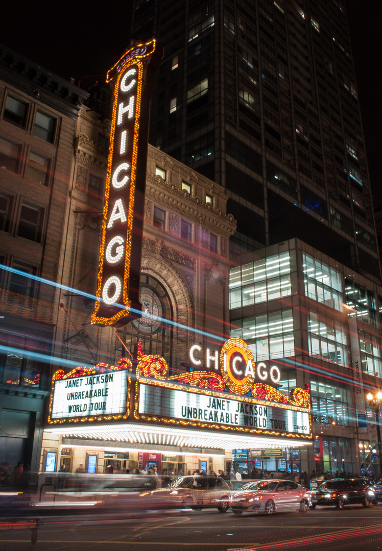 Janet Jackson and the Chicago Theatre