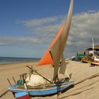 Jangada na Praia de Canoa Quebrada (Fischerboot am Strand von Canoa Quebrada (CE) )