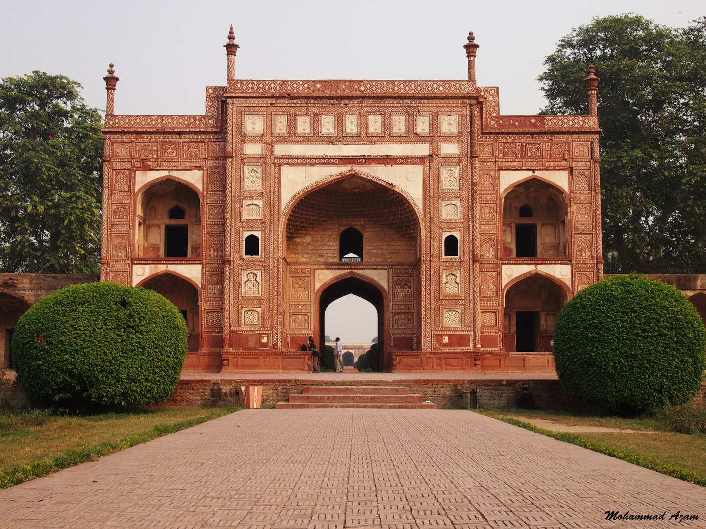 JANHANGIR TOMB LAHORE