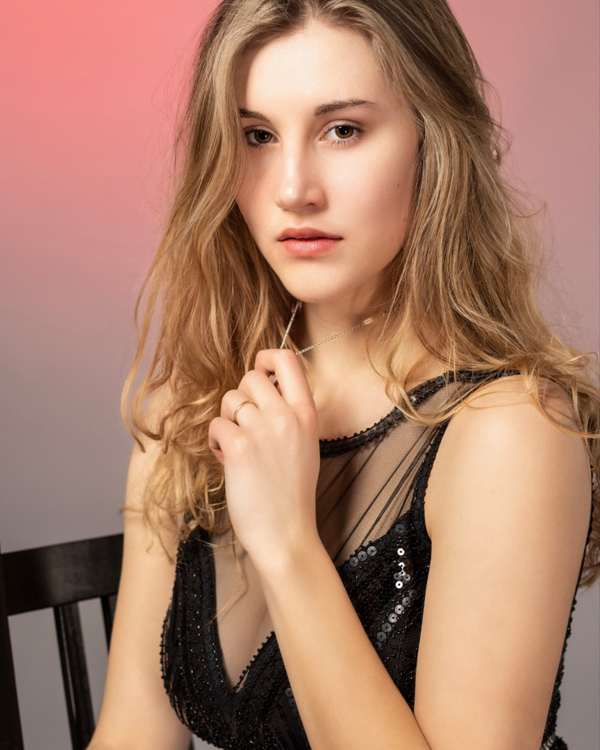 Janne Foto & Bild portrait, portrait frauen, studio Bilder auf