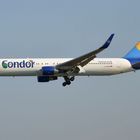 Janosch Condor in FRA