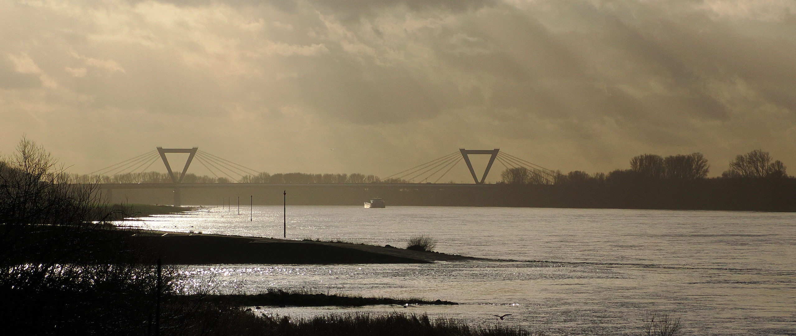 Januar Ansicht Düsseldorf..