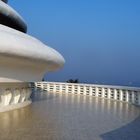 japanes Tempel auf srilanka mit Blick aufs Meer