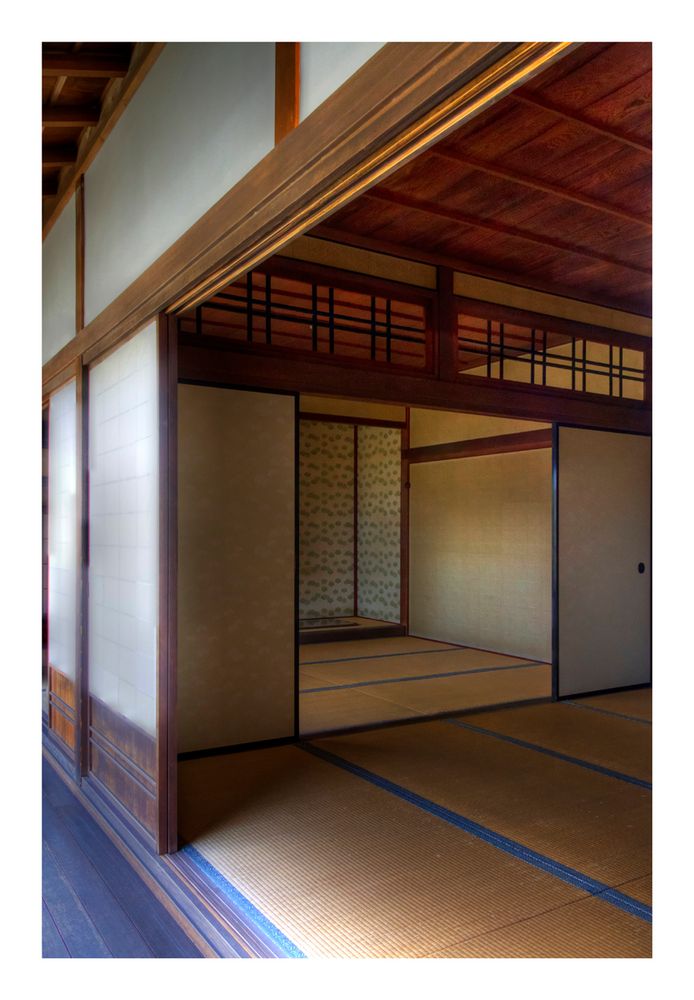 Japanese-style room