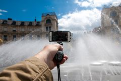 Japanese Tourists at "Brunnen am Stachus"