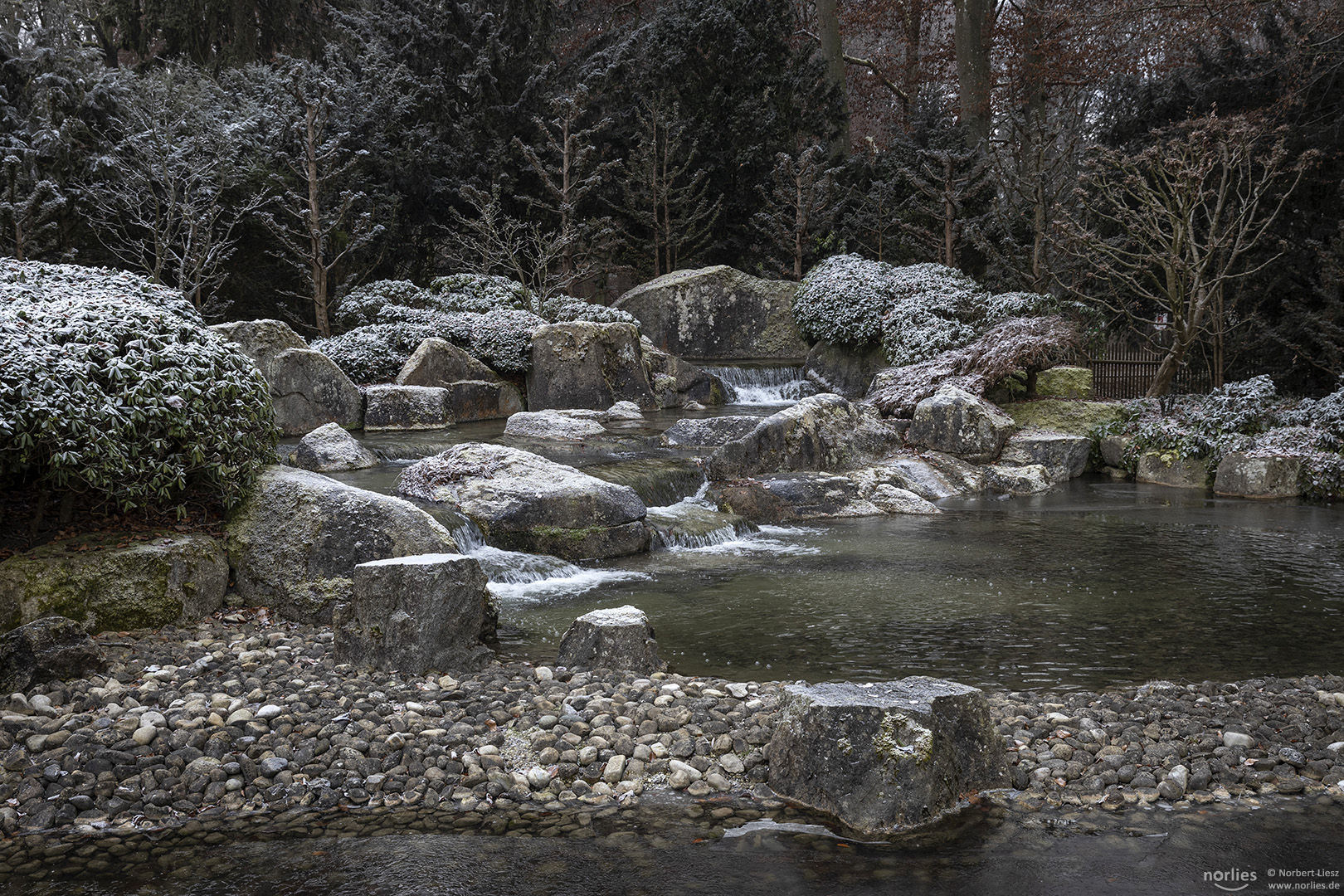 Japangarten Wasserfälle