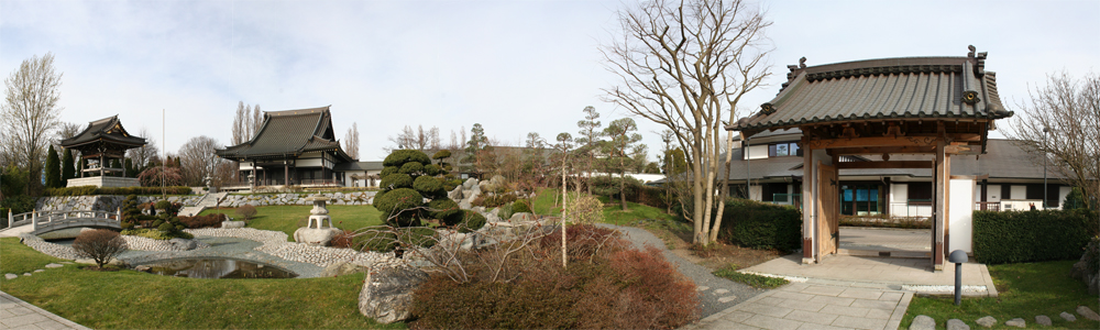 Japanischer Garten mit ECO Haus, Düsseldorf