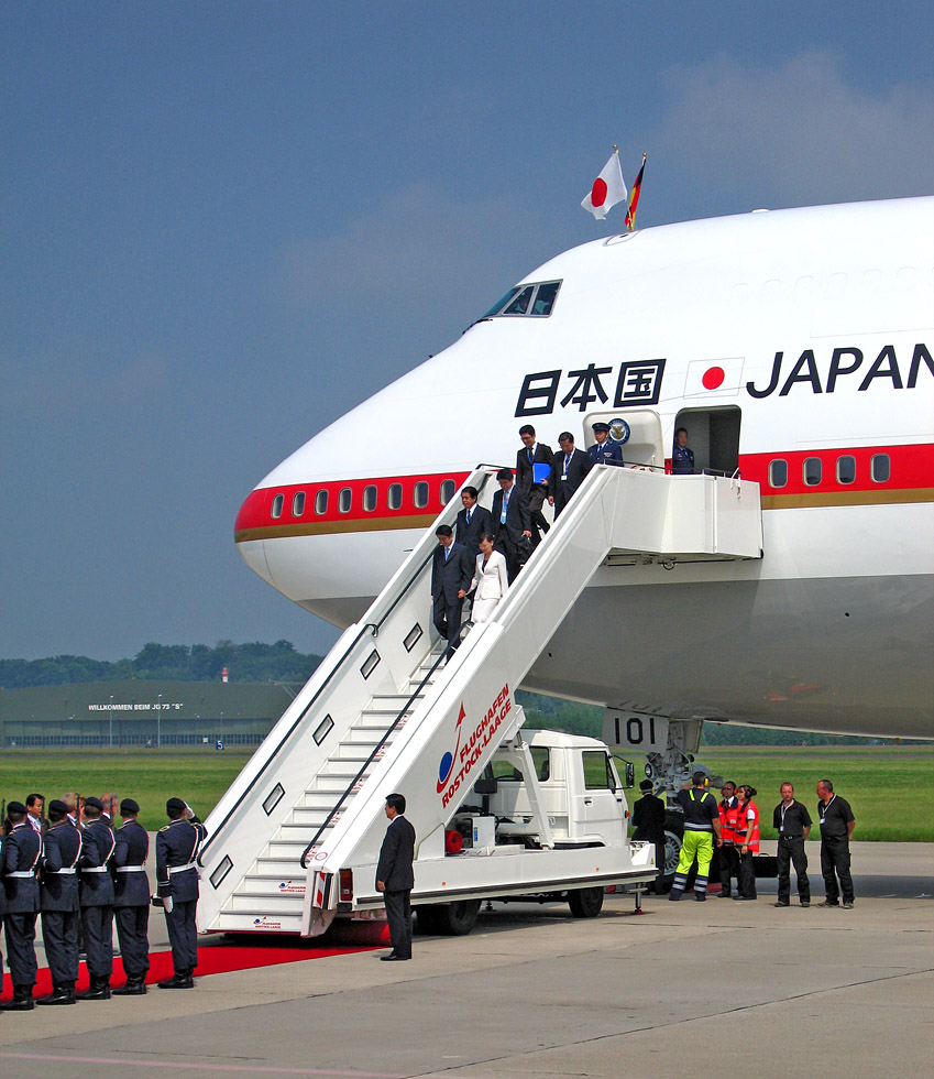 Japanischer Präsident und Gattin..