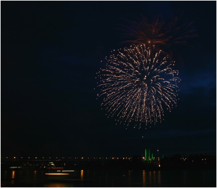 Japanisches Feuerwerk (1)