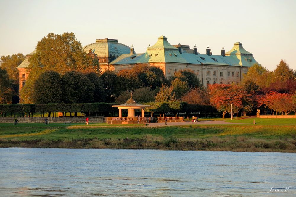 Japanisches Palais und Milchpavillon