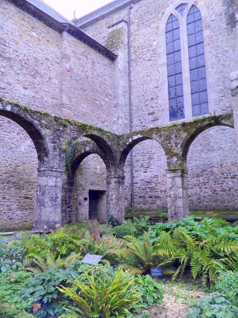 Jardin médiéval, Abbaye de Léhon