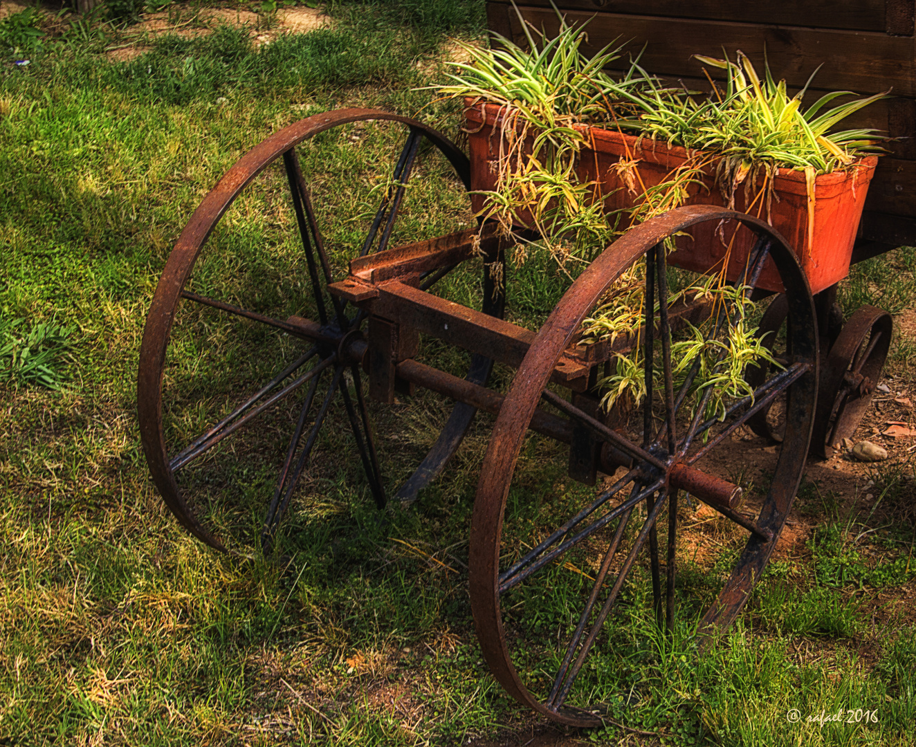 Jardinera con ruedas