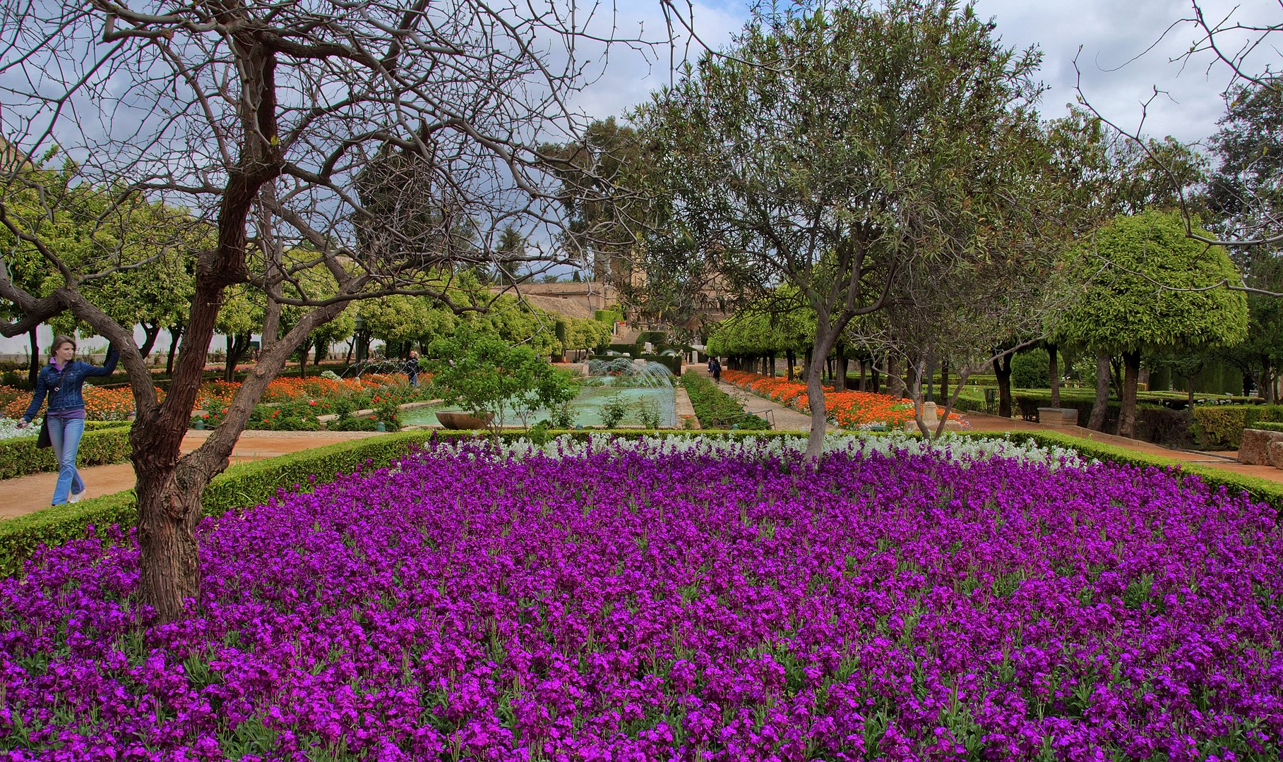 JARDINES DEL ALCAZAR