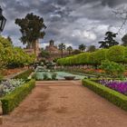 JARDINES DEL ALCAZAR .....( llovía )