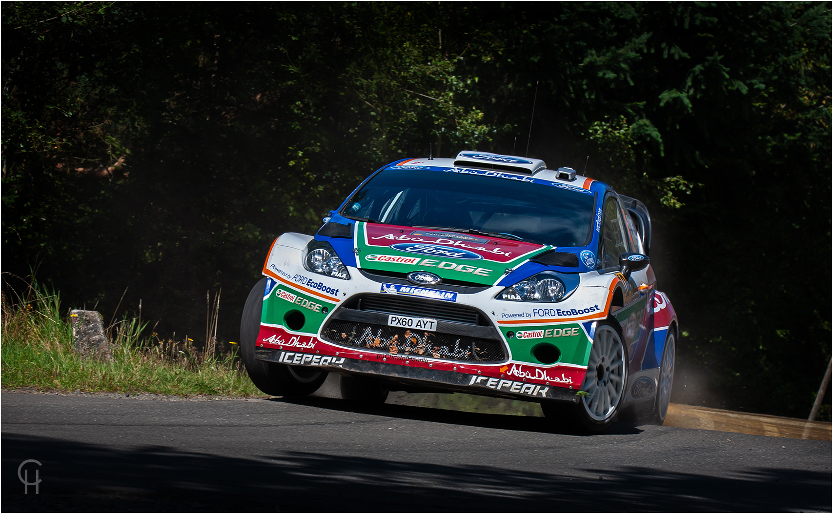 Jari-Matti Latvala auf der Panzerplatte - WRC Deutschland Rallye 2011