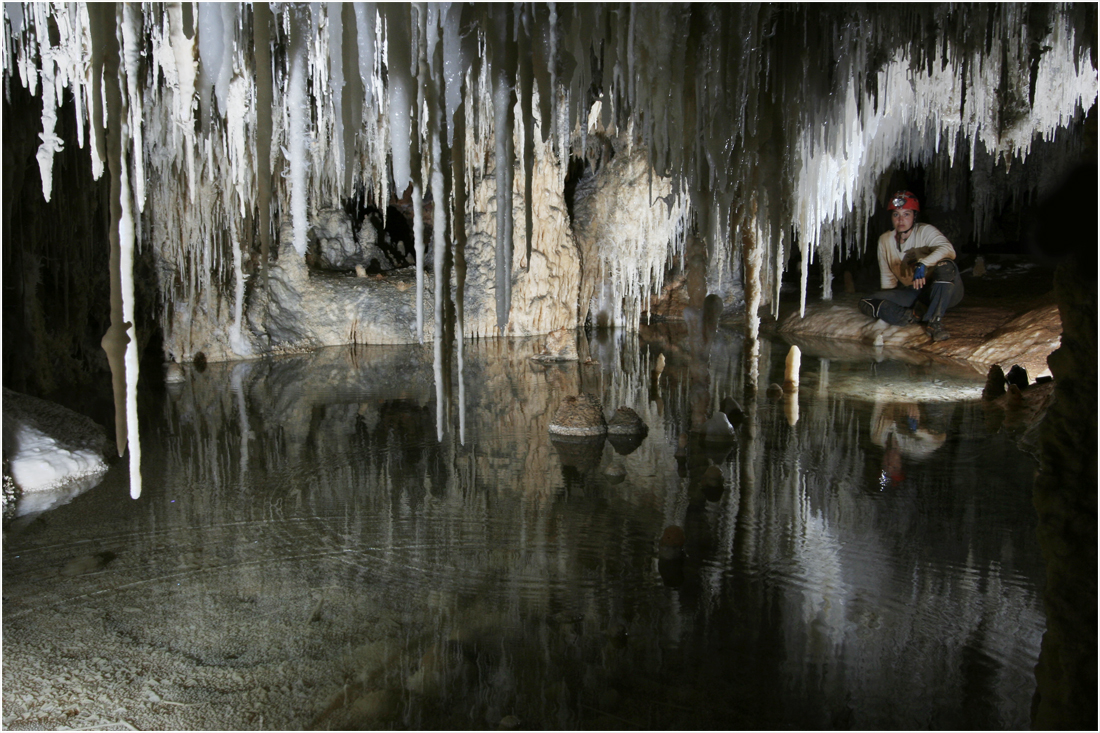 Jarrito - Gran Paleocaverna de Bellamar