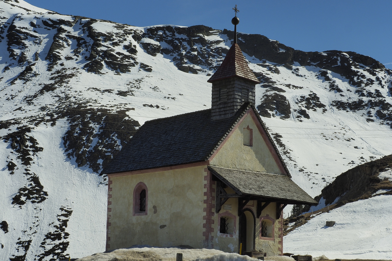 Jauffenpass mit Kapelle