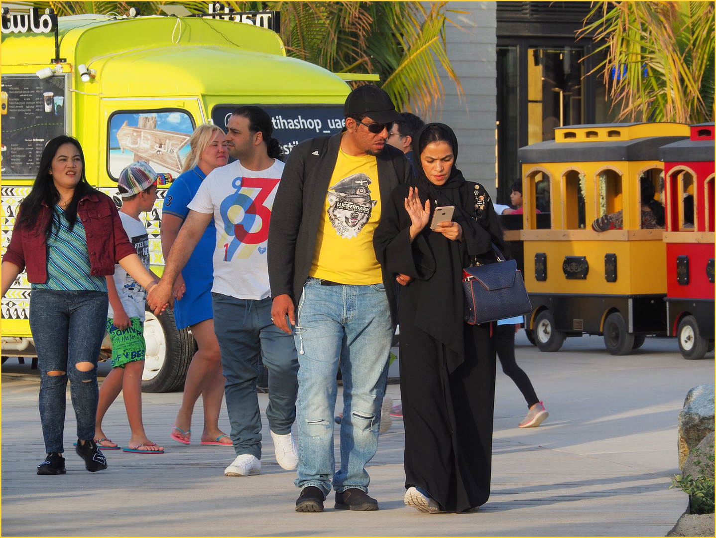 Jaunes…à Jumeirah La Mer  -  Dubaï