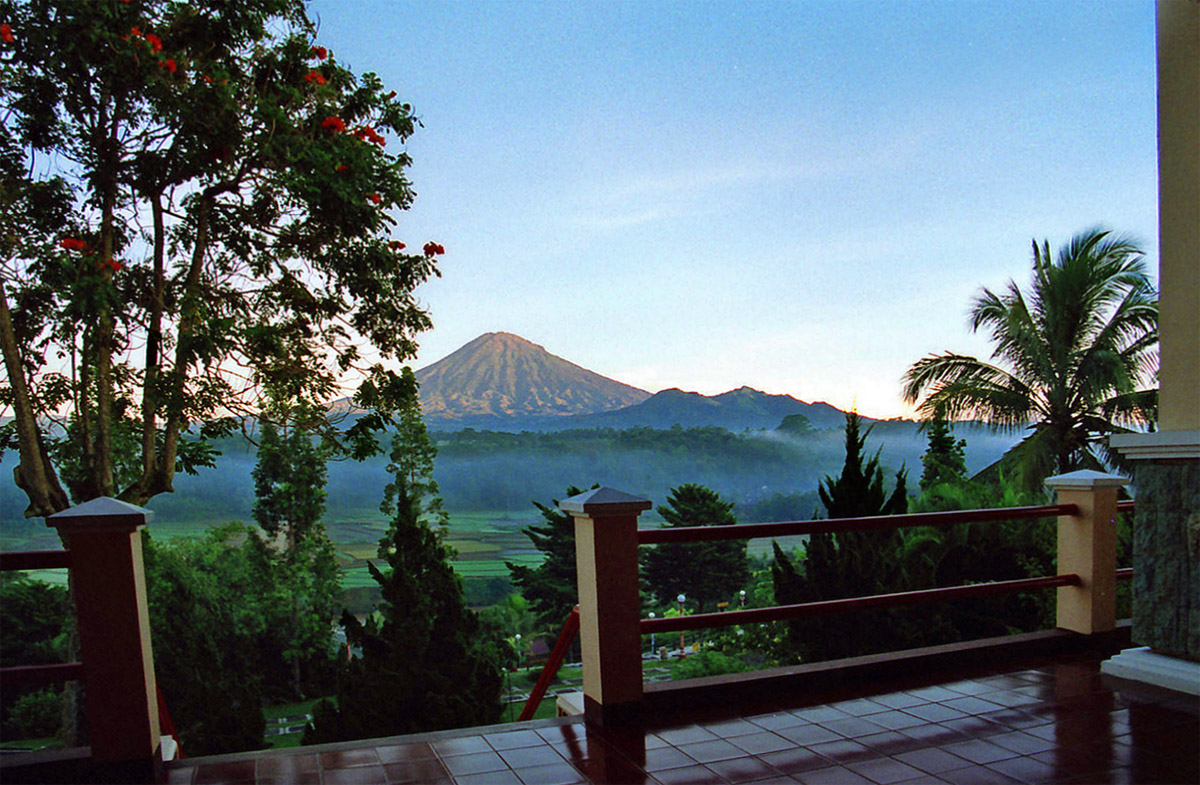 Java Merapi Lodge