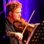 Jazz Florian Vogel Komp+ Violine cr6-A9334-col +Foto