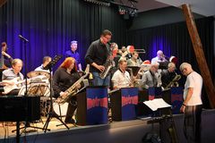 Jazz METRUM BigBand cr6-A09-col v18mai25 Aktuell  + Fotos