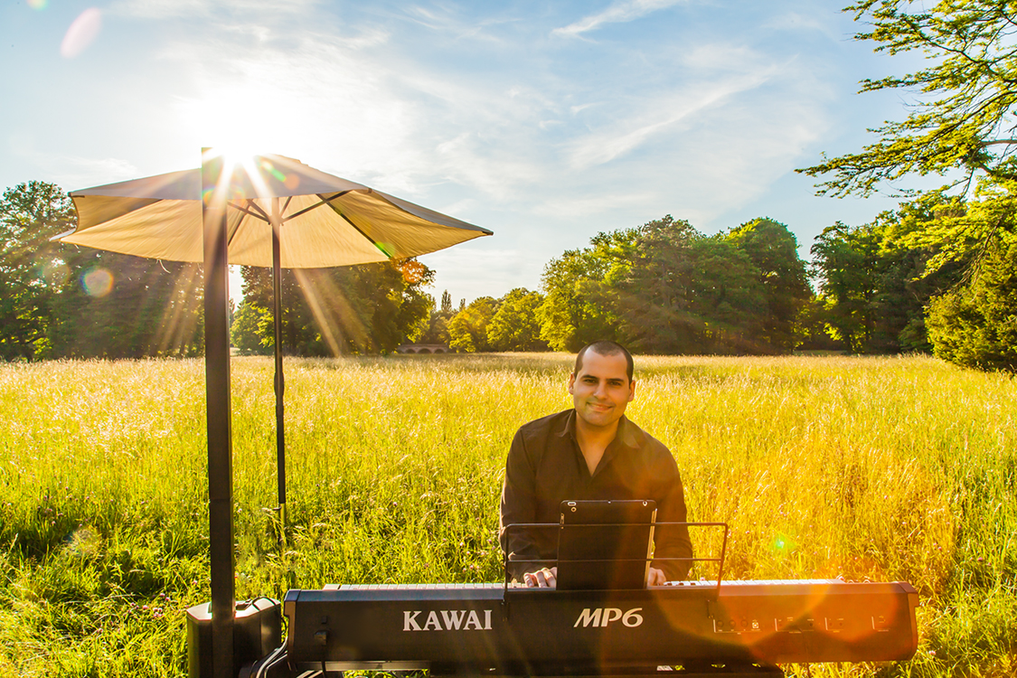 Jazz Pianist im Park