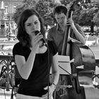 Jazz-Sängerin und ihr Bassist